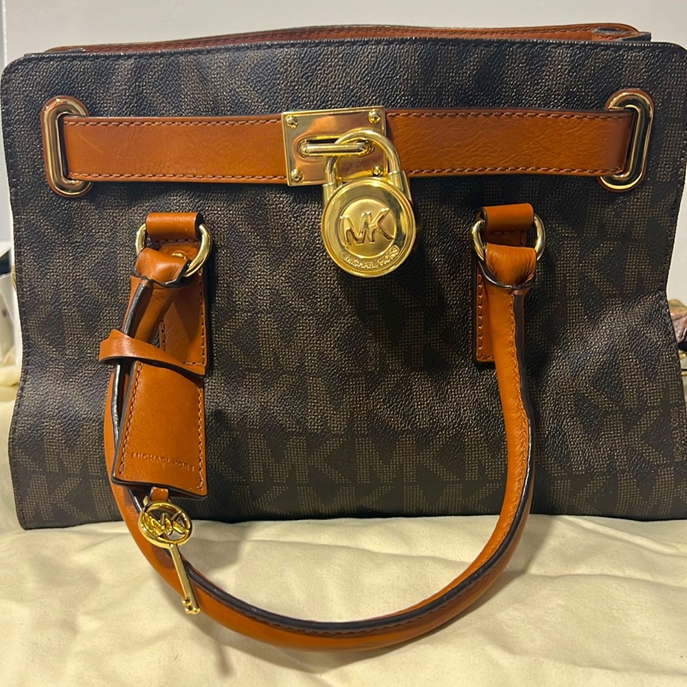 Authentic Michael Kors Hamilton Satchel Large Monogram logo Brown EUC